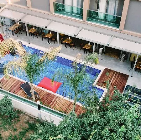 Otel Laren Seaside &