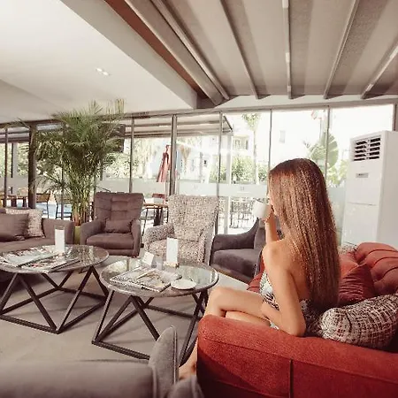 Laren Seaside & Hotel